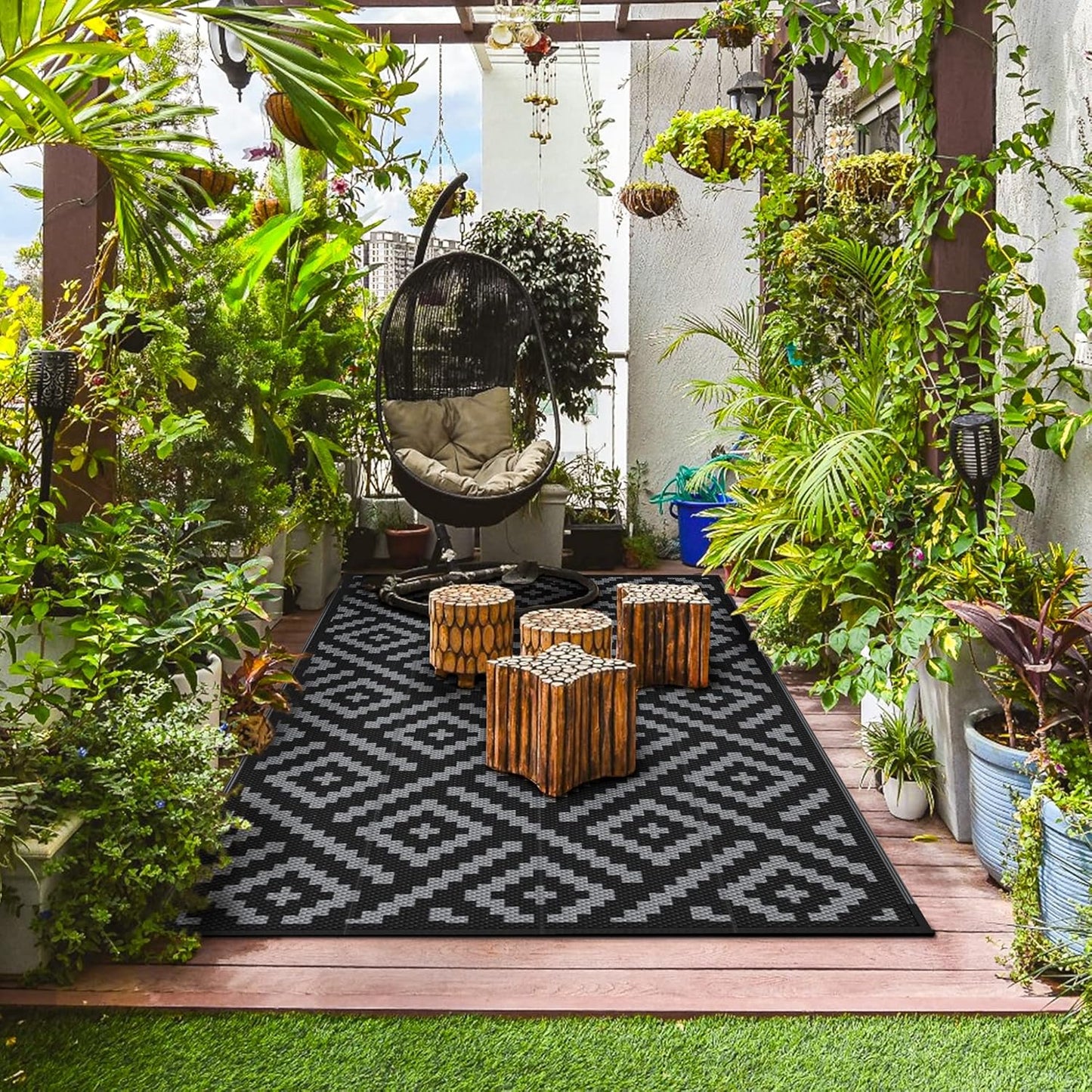 Reversible Plastic Camping Rugs